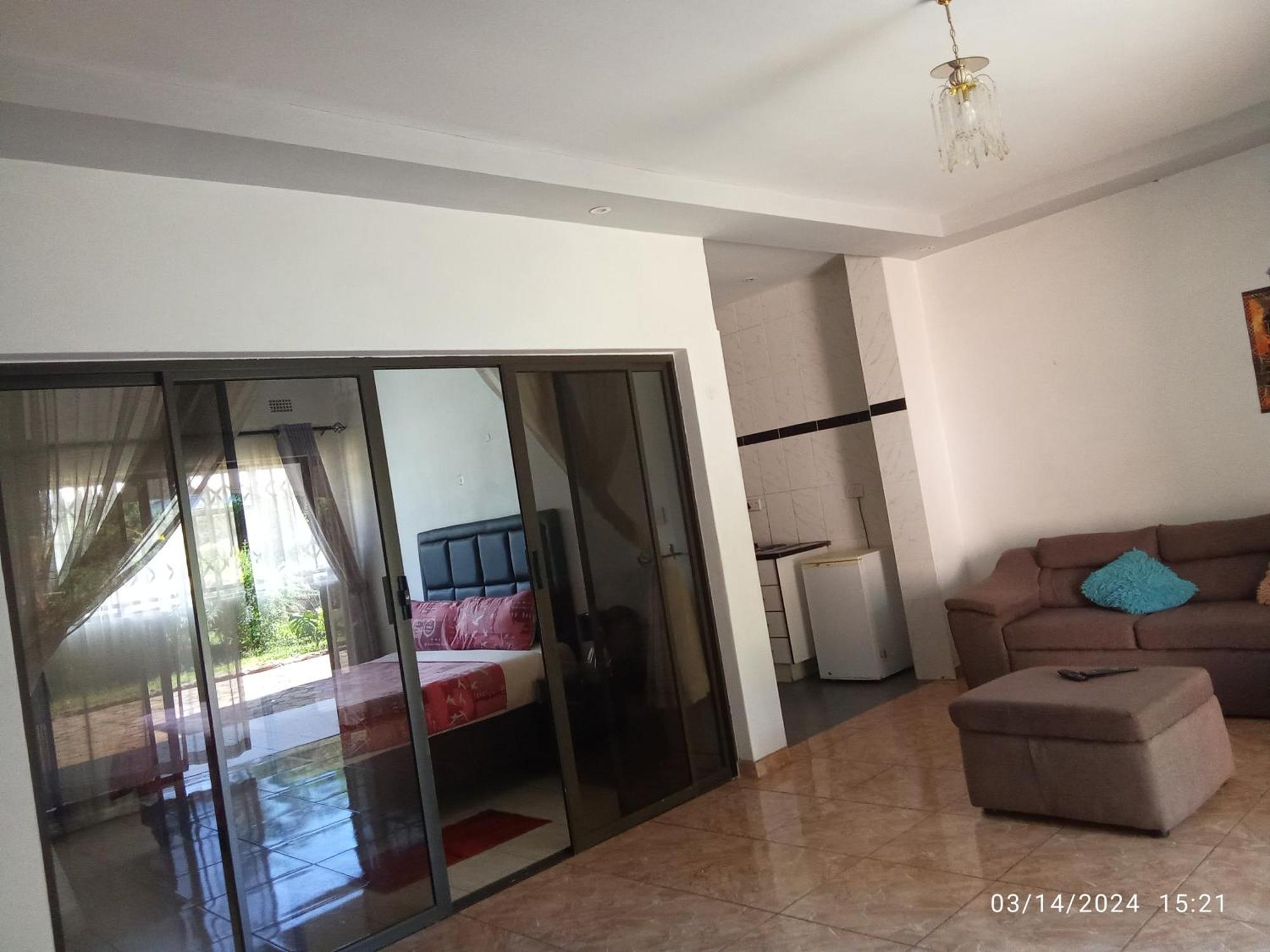 Paterrace Guest Lodge ฮาราเร ภายนอก รูปภาพ